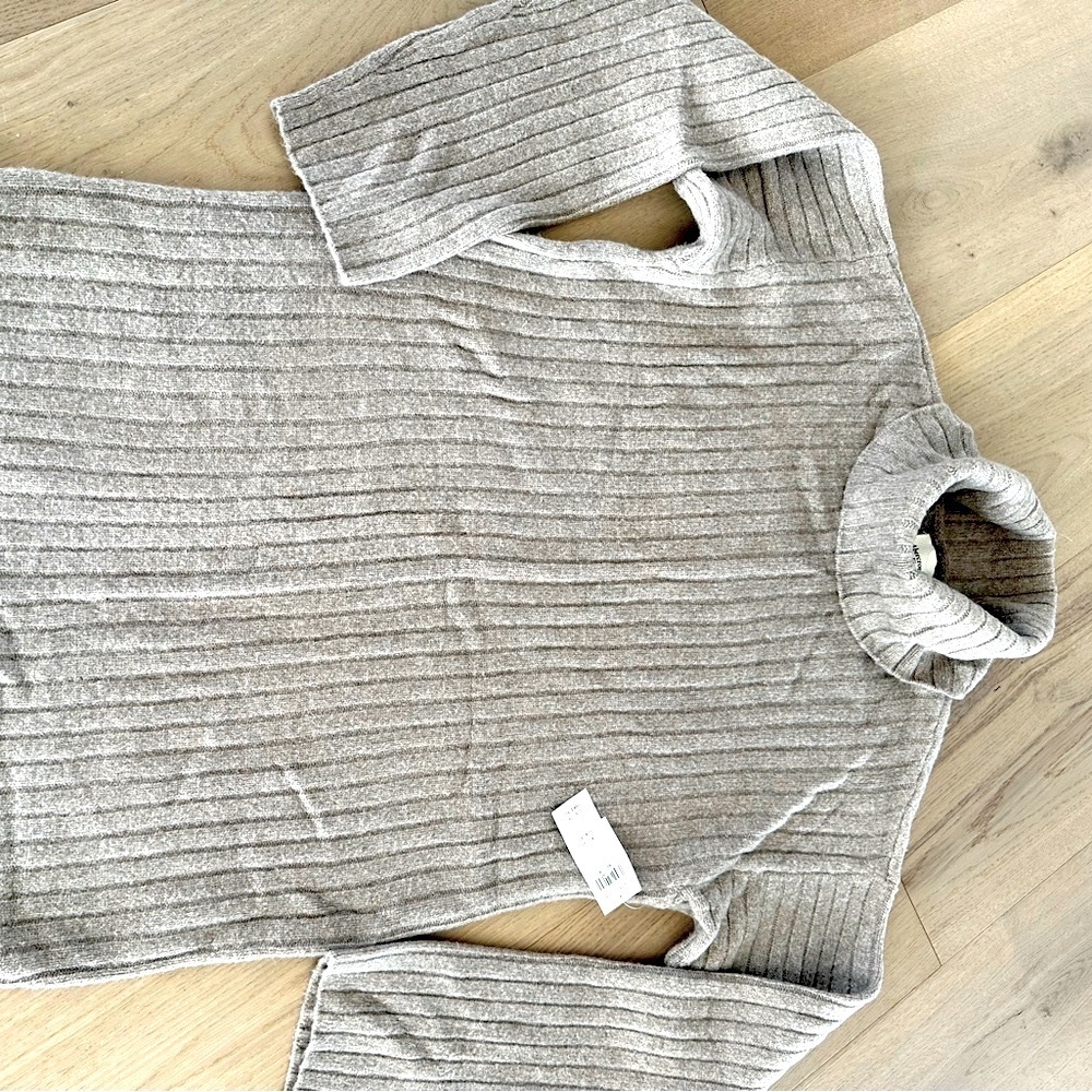 ABERCROMBIE & FITCH Cable knit sweater dress, Taupe, Size M, New with Tags